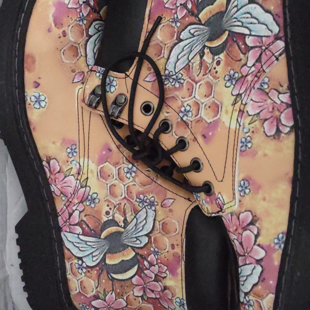 Boots - Picture 2 of 2